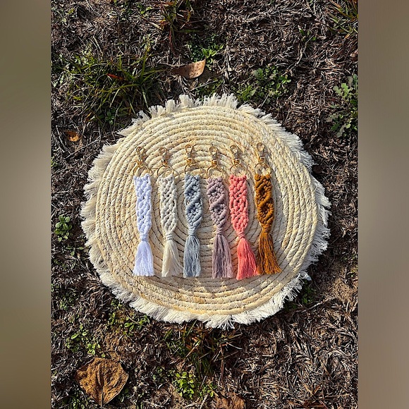 Boho braided keychains - Picture 12 of 12